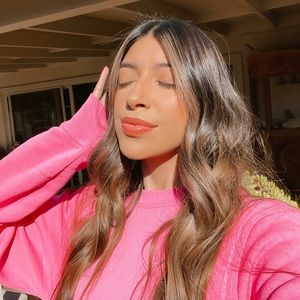 Meet your Posher, Crystal